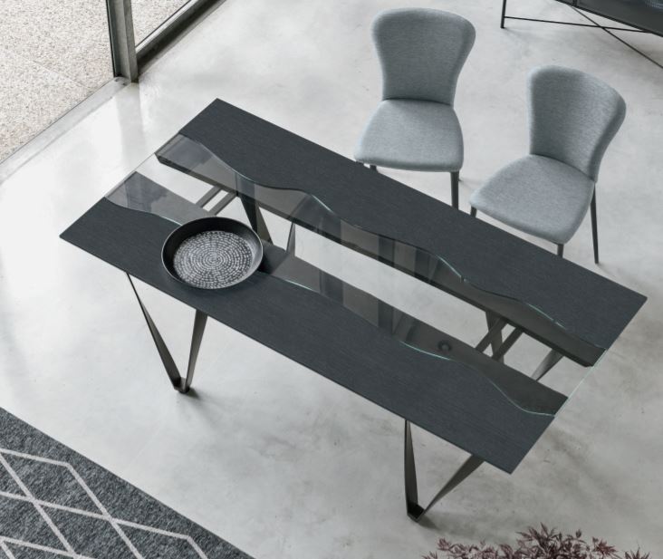 RIO DINING TABLE